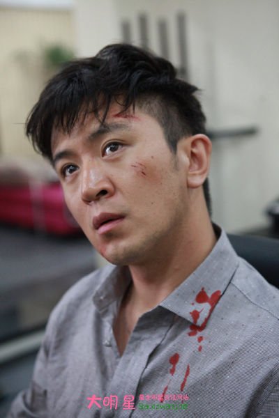 �����Ϲ���˭ ����������ʲô��ϵ