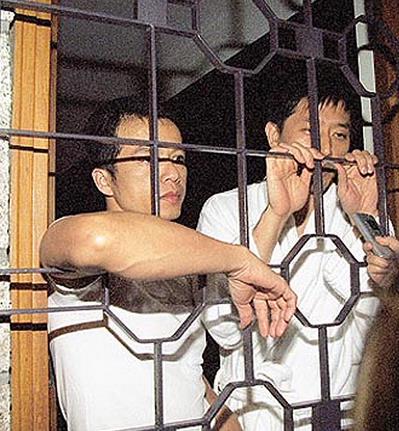 �ƺ׵½��� �Ź������ƺ׵¹�ϵ