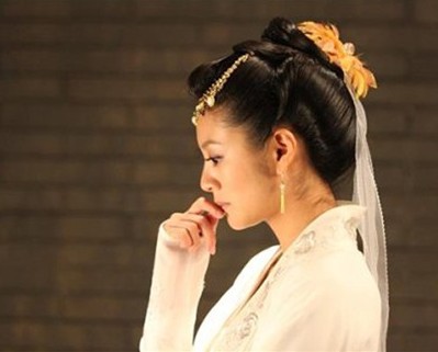 ��Ա���������������Լ���Ƭ