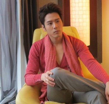 ���������������������Լ���Ƭ