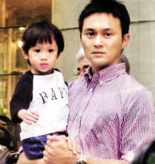 Ԭӽ�Ǻ������ض��ӵ���Ƭ����