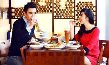 ������Ů����˭,����������