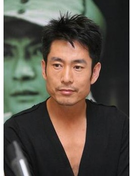 演员成泰燊资料以及照片