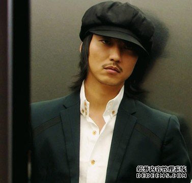 ���� ��Ա����٥����������Ƭ