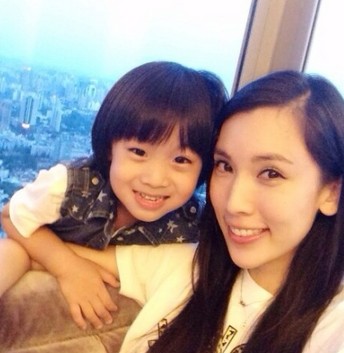 СС־kimi������Ƭ��kimi������Ƭ