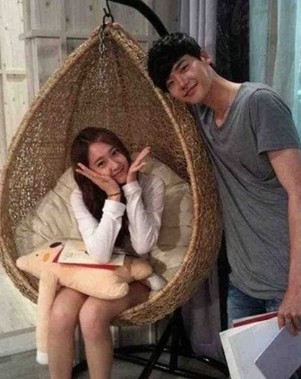 ����˶Ů��֣��������ǰ����Ƭ