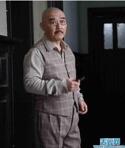 ����˳����������Ⱥ�ĸ������� ����˳��˭