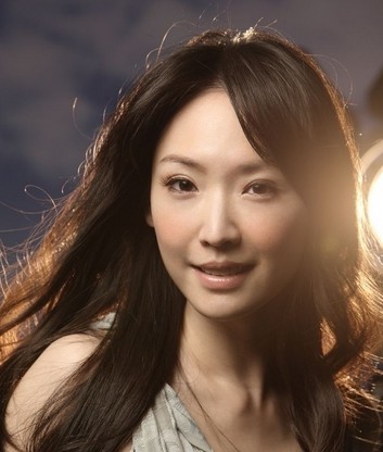 �����˸�������ͼƬ ��������������˭ ��������Χ���