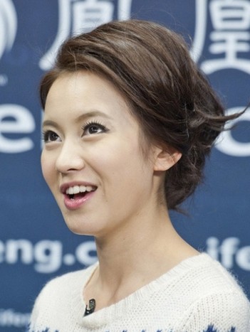 ������Ů�Ѱ����������պ͸�������