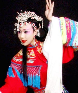 ������Ա����������Ϻͷ�����Ƭ