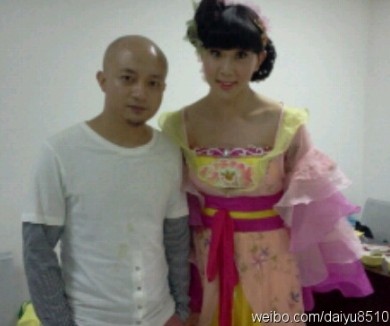 ������Ա����������Ϻͷ�����Ƭ