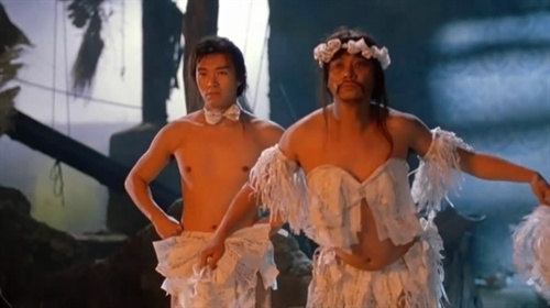 ��˵��������֮��������ִȷʵ���ĵ�Ӱ�йأ����ǳ��ڳ��ġ�����ʱ��û���������ĵ����ϴ��Ϊ�˰�ο���ѣ��Ѿ���Ӧ�²���Ӱһ����������롣 