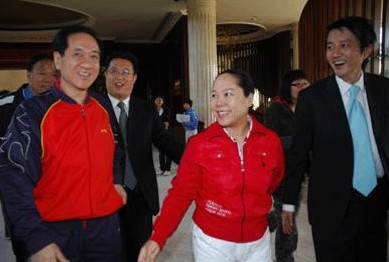 ��Զ���ĸ�ĸ��˭ ��Զ���ĸ�ĸ����