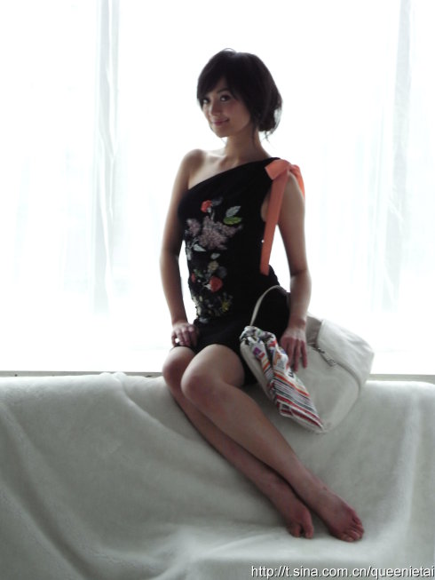  �����񲻽��������˲��ٵĵ��Ӿ磬�����ݹ����ٵ�MV���㣬�����в���������Ϥ�ĸ���MV���񰢶ŵġ�����˭�����ֿ��ܵġ����Ա�ӵ�����ȡ� 