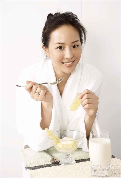  �ž�帳�����1982��9��4�գ�����168cm���ž�帳����ڵ¹������Ǵ�Ů����Ѫ����A�ͣ���ҵ�ڹ���̨����ѧ�� 