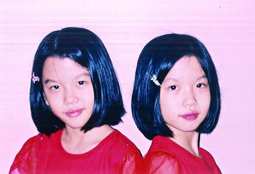 ��Ȼ���������ϵ���λŮ�����������˱��ϳ����»����ж��ӣ�֮ǰ����ٻһֱ�������»��ı������������»��ĸ���Ҳһֱ����һ���к���ѧ�������»���ý������������ĺ��ӡ�  