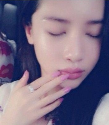 angelababy整容前照片