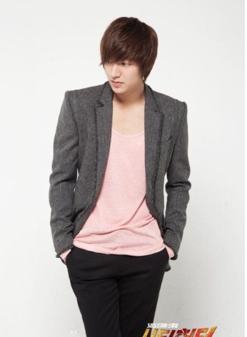 �������˺������ͼƬ����Ա��