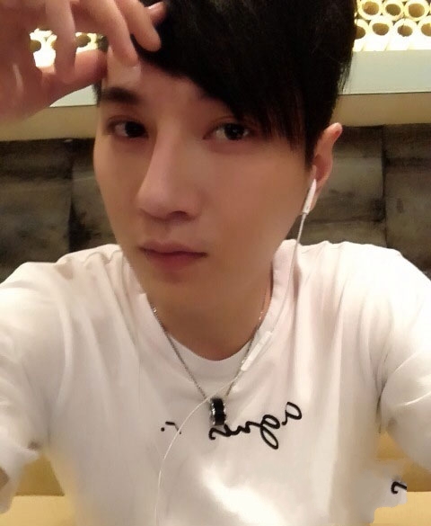 ������һ���ϻ��������Ϻ���Ƭ