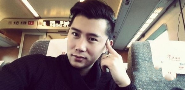 ���ǳ����������θ������ϼ�������Ƭ