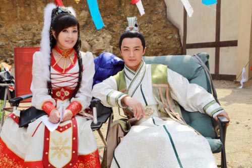 �������ڡ�����Ӣ��3������