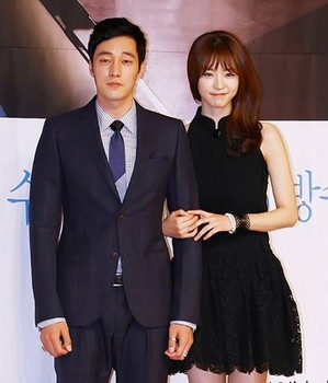 ��־������Ů����˭ ��־������Ů����Ƭ