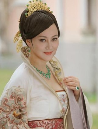 ���μѸ������Ϻ����ݵĵ��Ӿ� ���μ������Ϲ���˭