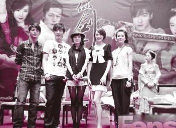 ������,����