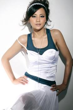 ������������ϵ��Ӿ� �����������Ϲ���˭