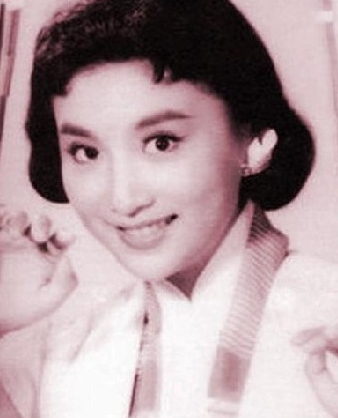 ��ӹ,����