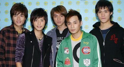 ����С��