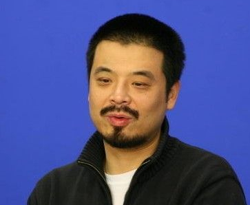 ������,����