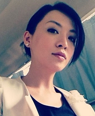 ������,���