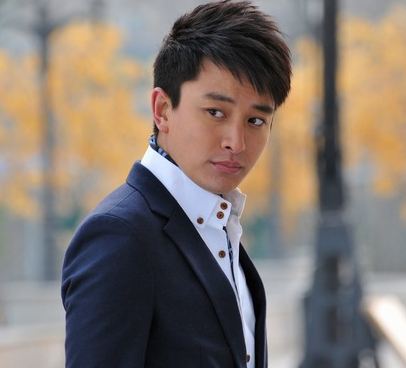 ����,������