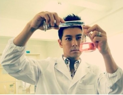 ��־ӱ,������