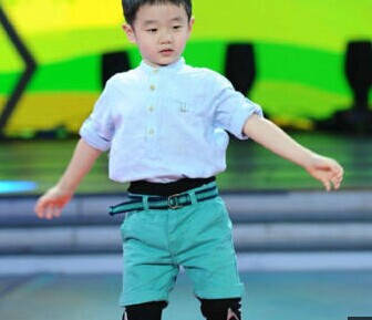 ����,������