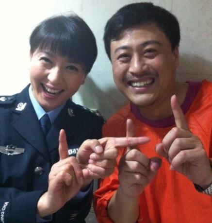 闫学晶的老公图片