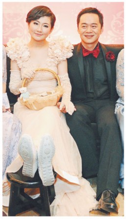 selina�Ϲ���˭ selina�Ϲ��ų��и���������Ƭ