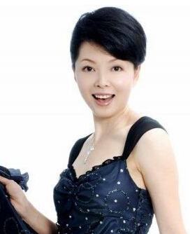 ����,����