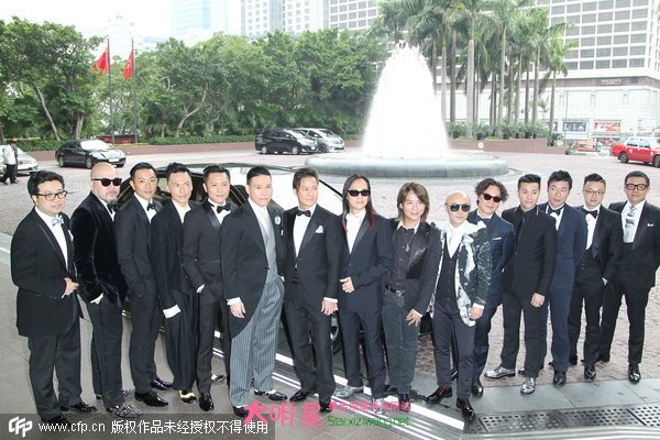 ����������