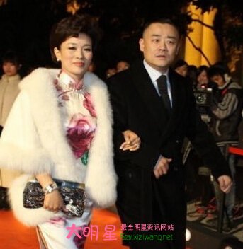 ������,����