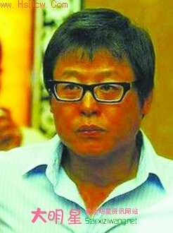 ����,������