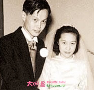 ������,������