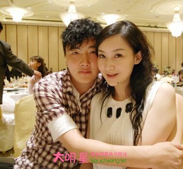 ���,�����