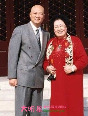 ������,������