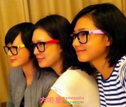 л��,١����