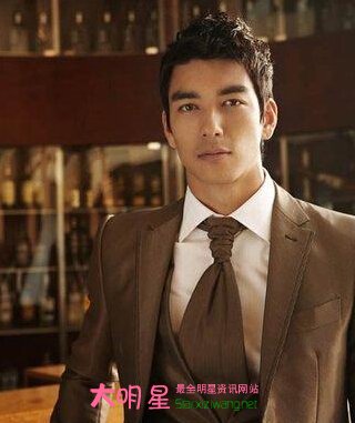 ����˹��