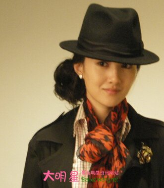 �������