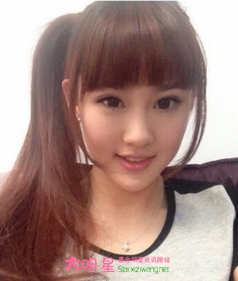 �ڰ�֮��,С��Ů,��V,�����