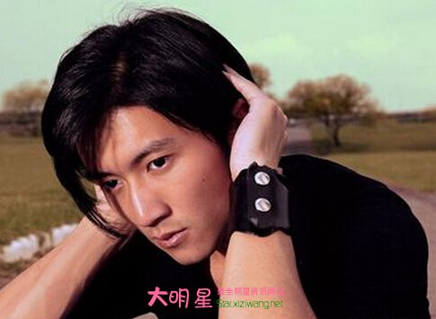 ����,л����